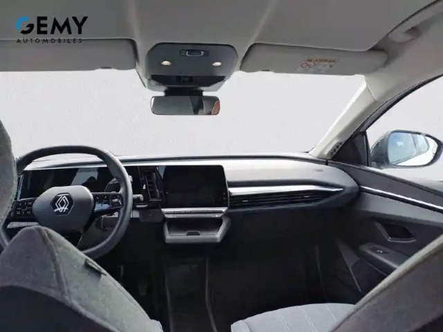 Renault Megane e-tech ev60 220 ch super charge — photo 8
