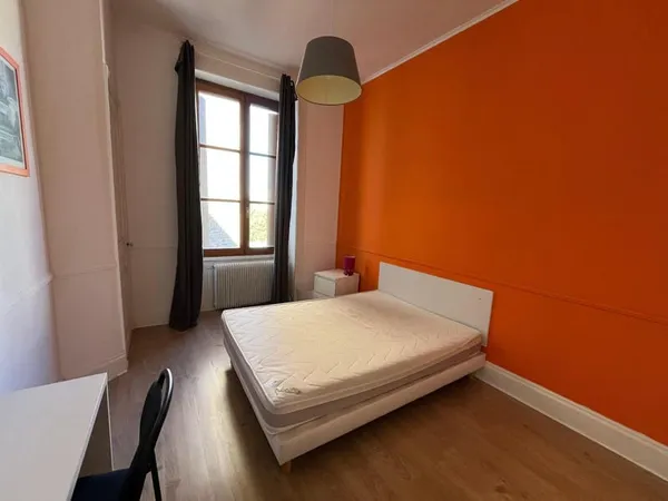 Appartement 1 pièce 120 m²