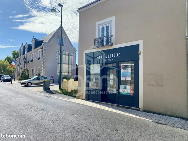 Local commercial 33 m² Esvres