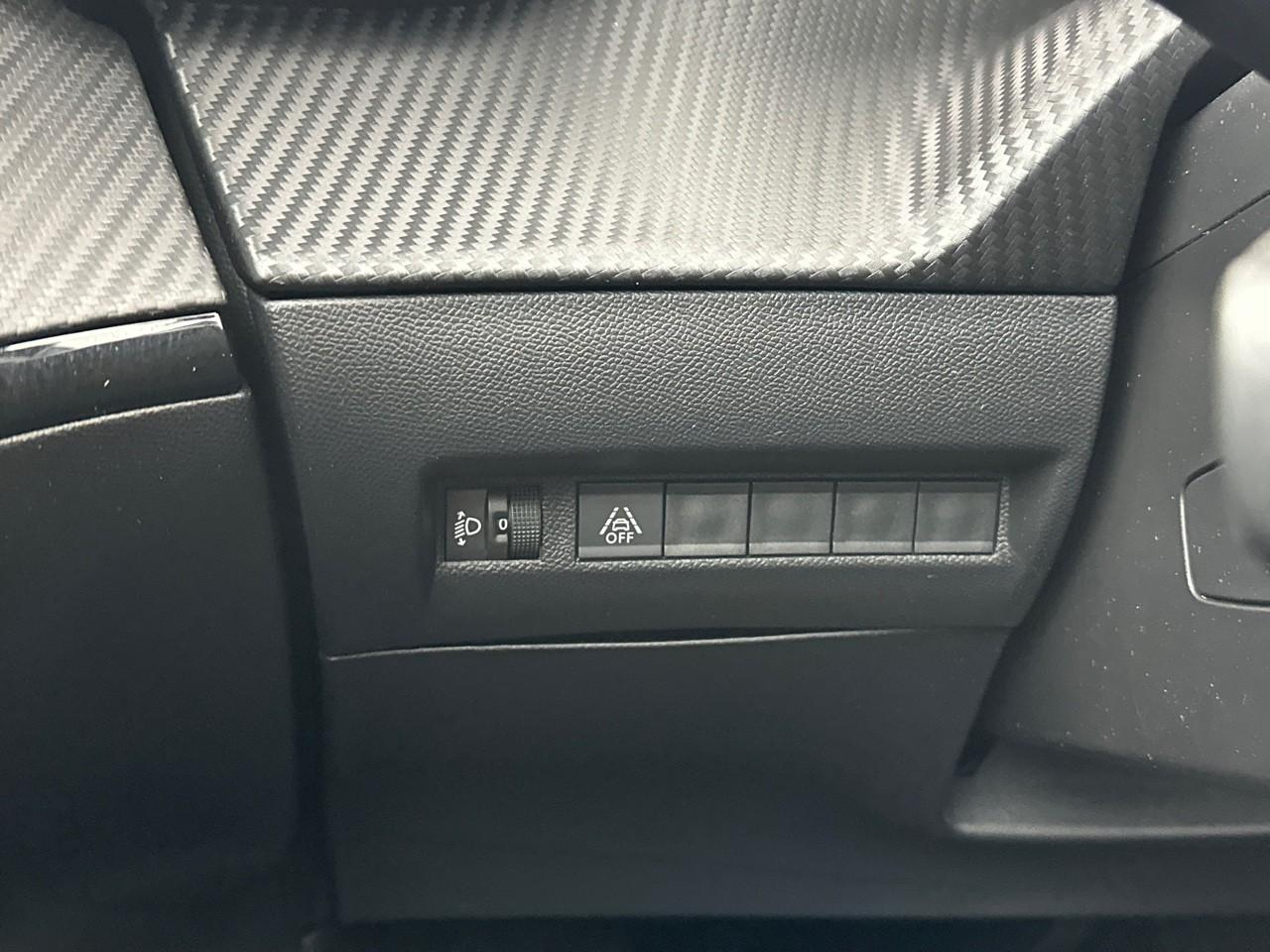 Peugeot 2008 puretech 130 s&s eat8 allure business — photo 16