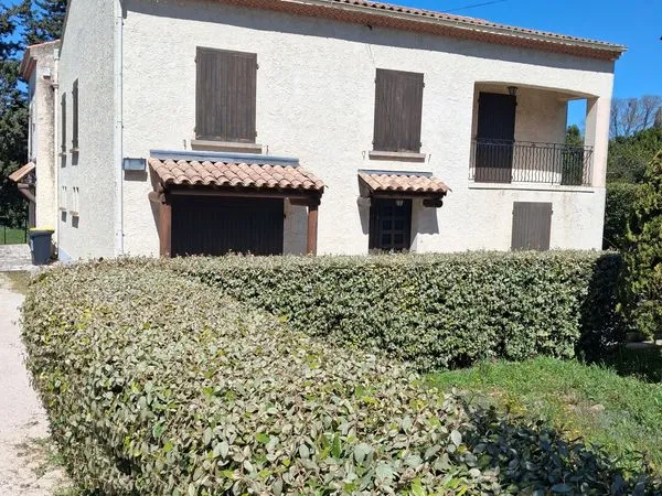 Villa au pied des Alpilles