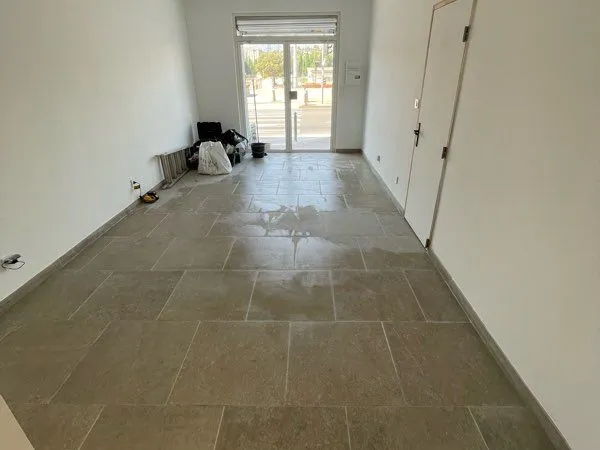 Commerce Vente La Penne-sur-Huveaune 27m² 105000€