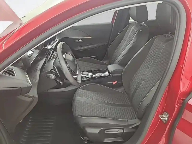 Peugeot 208 puretech 100 s&amp;s eat8 — photo 11