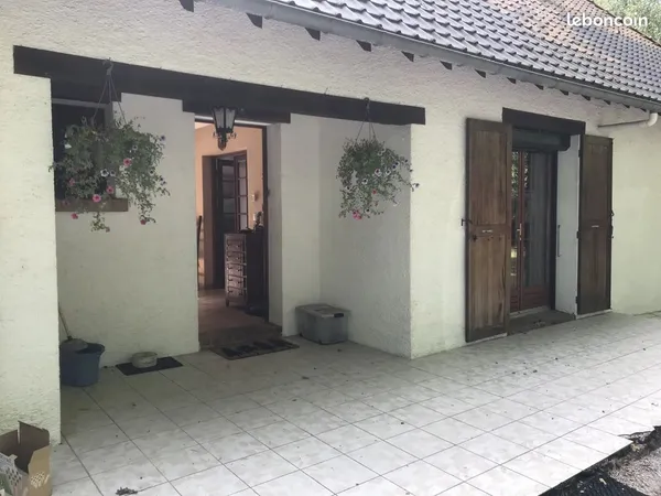 Maison 12 pièces 285 m²