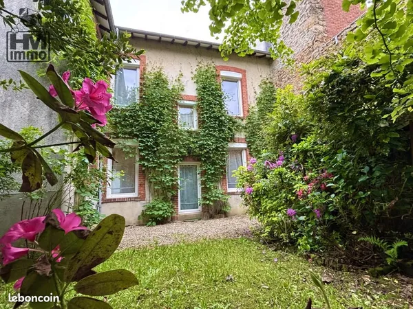 Maison 9 pièces 180 m²
