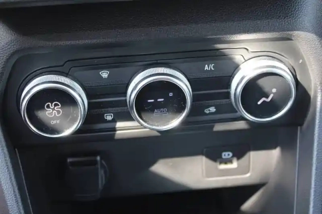 Dacia Jogger eco-g 100 7 places — photo 17