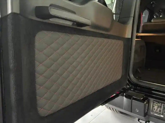 Mercedes Cla mercedes-amg g 63 — photo 36