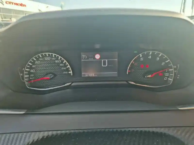 Peugeot 2008 puretech 100 s&amp;s bvm6 — photo 31