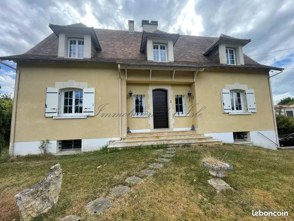 Maison 7 pièces 170 m²