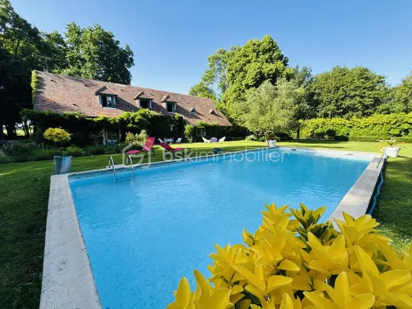 Maison 16 pièces 383 m²