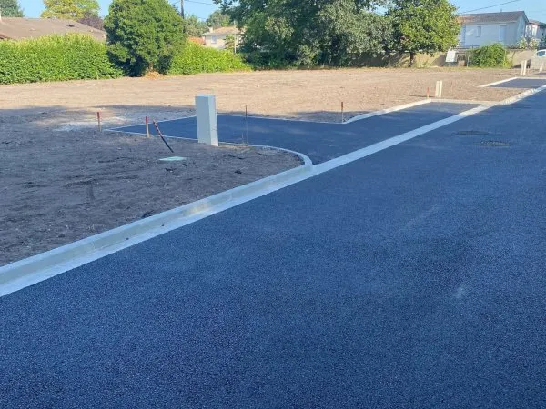 TERRAIN VIABILISÉ DE 472 M2- MÉRIGNAC