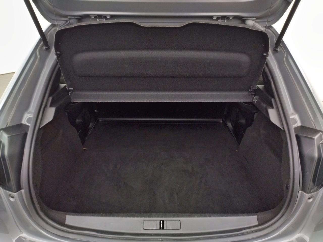 Peugeot 208 hybrid 100 e-dcs6 premium — photo 14