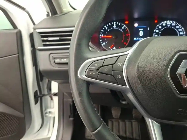 Renault Clio blue dci 100 - 21n — photo 30