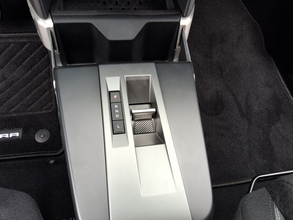 Opel FRONTERA — photo 22