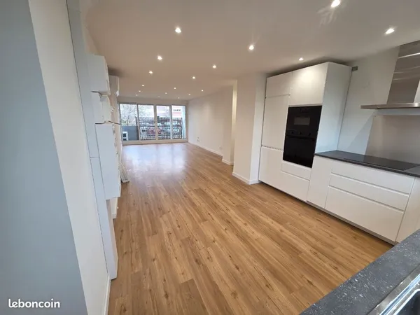 Appartement T5 avec balcon de 89 m² entièrement rénové (janvier 2026) - situé à purpan