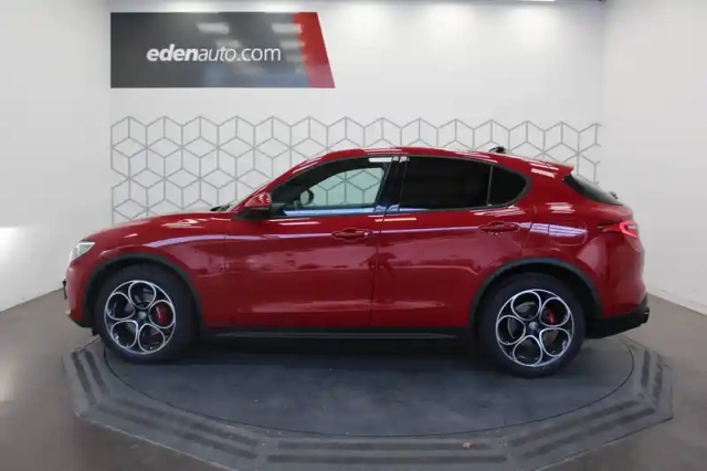 Alfa Romeo Stelvio 2.2 190 ch q4 at8 — photo 2