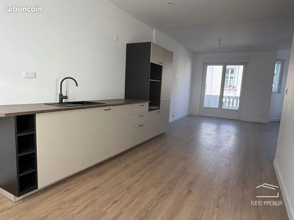 Quartier marché couvert, T2 entièrement rénové, 1 chambre, 2 terrasses, Climatisation