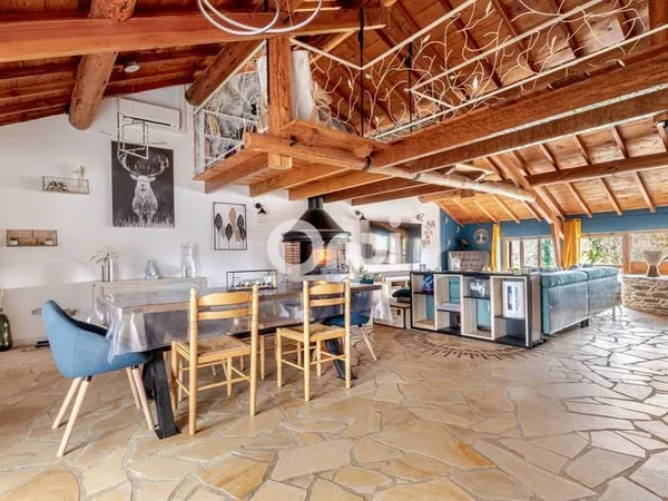 Maison 3 pièces 150 m²