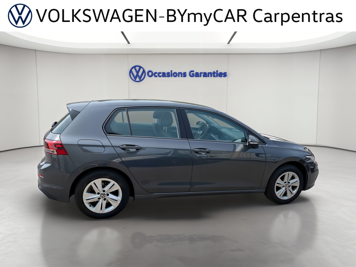Volkswagen Golf 1.0 eTSI OPF 110 DSG7 — photo 6