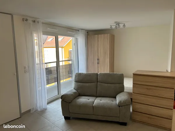Loue F1 meublé 34m2 quartier courrier