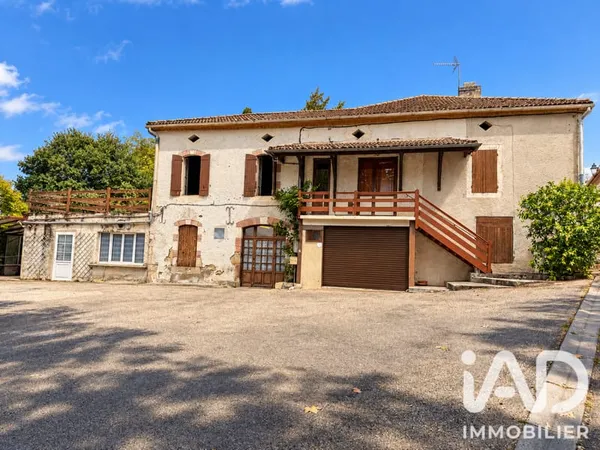 Maison 11 pièces 430 m²