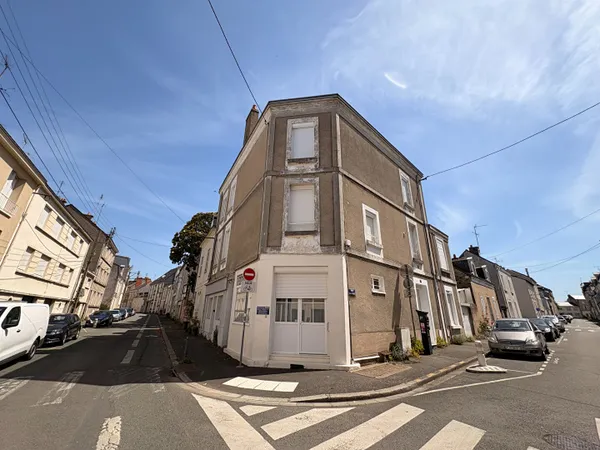 A VENDRE ANGERS quartier Gare Studio 13 m² libre de locataire