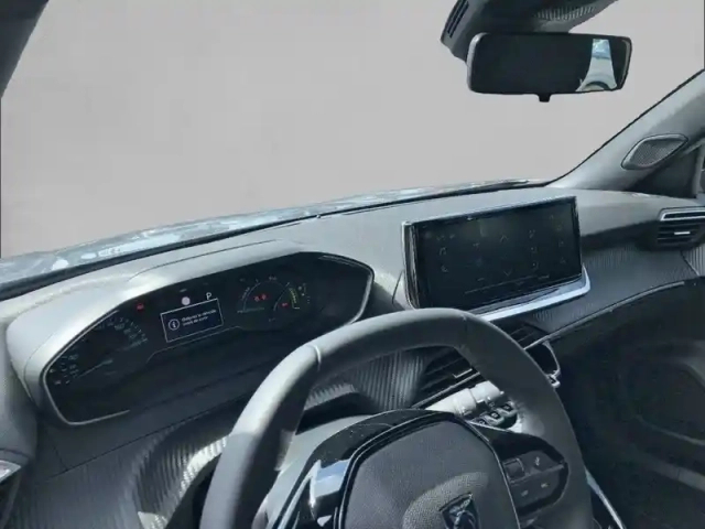 Peugeot 2008 hybrid 110 e-dcs6 — photo 8