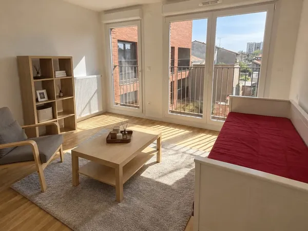 Studio 1 pièce 28 m²
