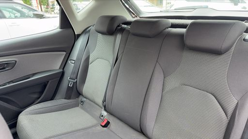 Seat Leon 1.0 TSI 115  - Style Business – 2020 – 144589 km – Essence – Boîte Manuelle — photo 65