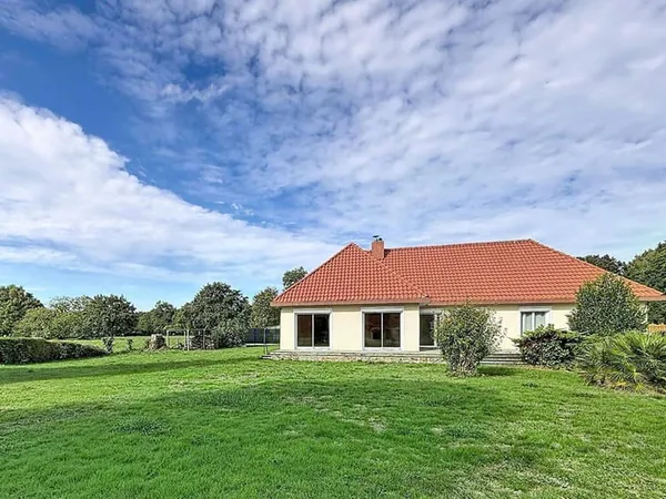 Maison de plain-pied 5 pièces 138 m²
