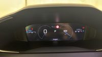 Peugeot 2008 1.2 PureTech 130ch S&S Allure Pack EAT8 — photo 10