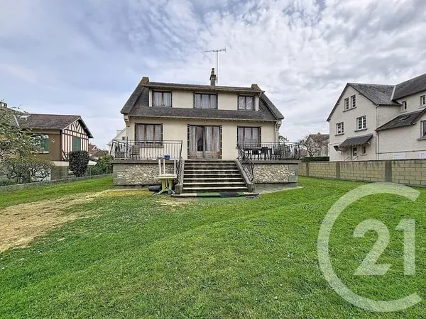 Maison 6 pièces 140 m²