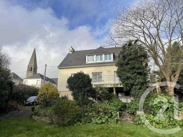 Maison 8 pièces 140 m²