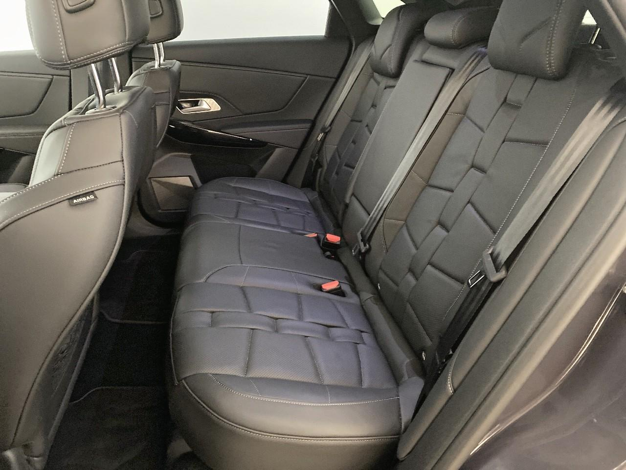 Ds Ds 7 crossback bluehdi 130 eat8 etoile — photo 10