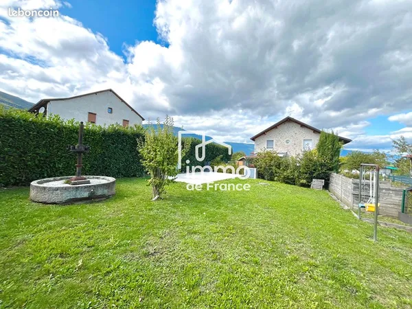Triplex 4 pièces 68 m²