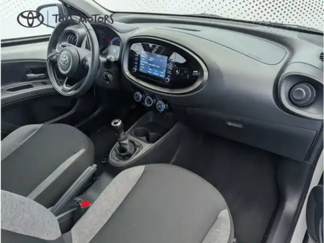 Toyota Aygo 1.0 vvt-i 72 dynamic — photo 10