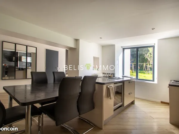 Maison 6 pièces 130 m²