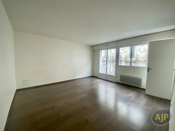 Appartement Nantes 1 pièce 28.01 m2