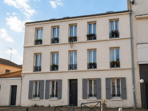 Immeuble 304 m²