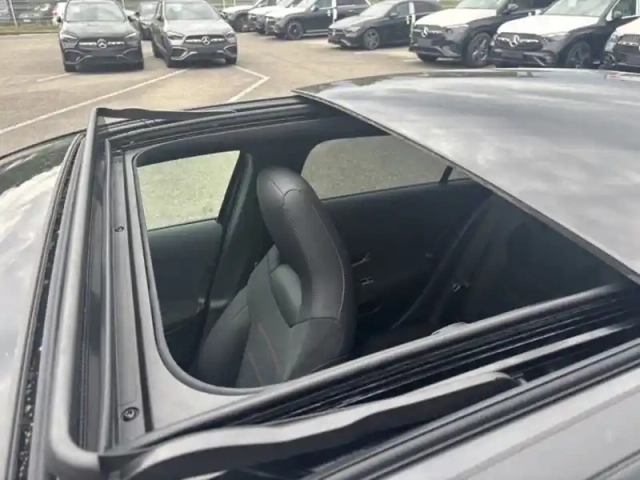 Mercedes Classe A 250 e hybrid eq amg line — photo 19