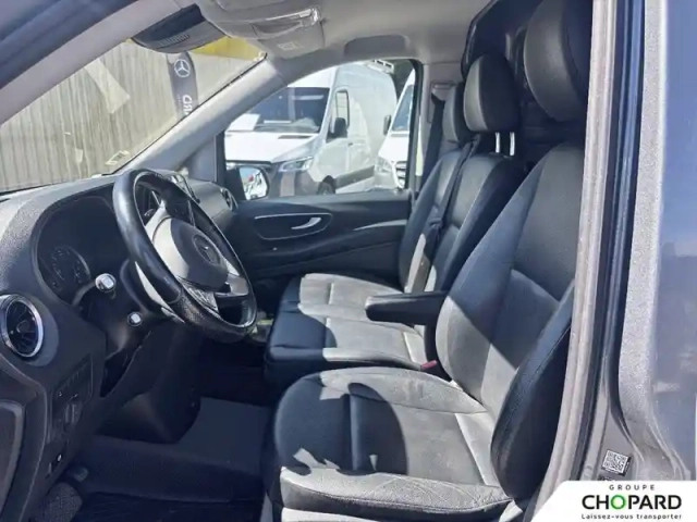 Mercedes Vito fourgon 119 cdi long bva rwd — photo 11