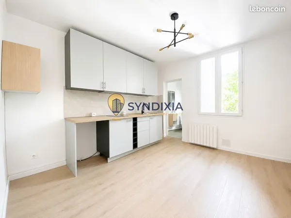 Studio 1 pièce 16 m²
