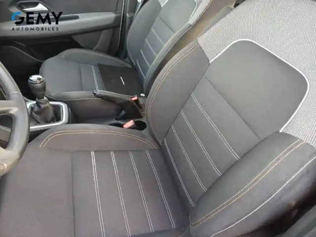 Dacia Sandero eco-g 100 — photo 9