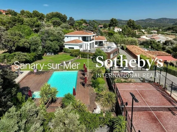Maison 8 pièces 800 m²