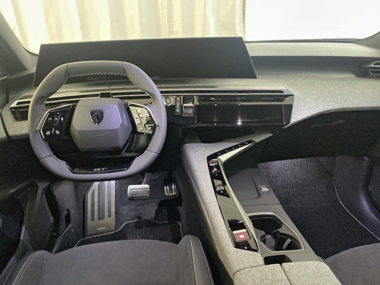 Peugeot 3008 hybrid 145 e-dcs6 gt — photo 8