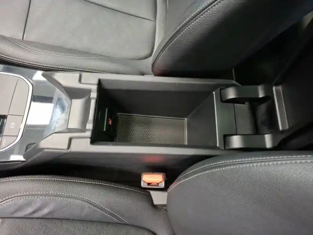 Bmw Serie 1 118i 140 ch dkg7 — photo 23