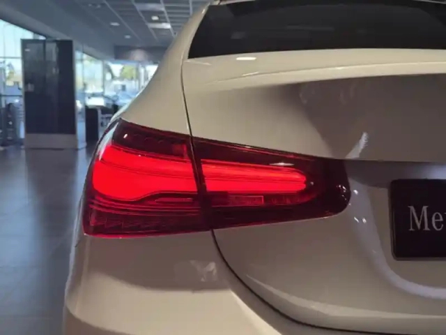 Mercedes Classe A 200 d berline amg line — photo 44