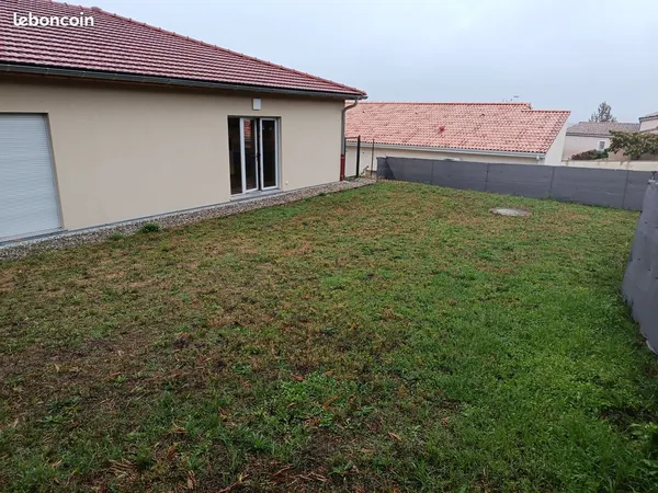 Maison neuve T5 100m2 avec terrain cloturé