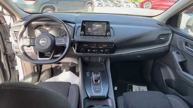 Nissan Qashqai mild hybrid 158 ch xtronic — photo 9