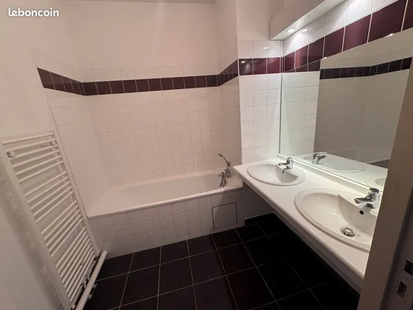 ✨ à louer - spacieux t4 - 3 chambres - 2 balcons - résidence sécurisée